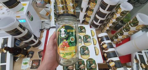 in decal quận 3